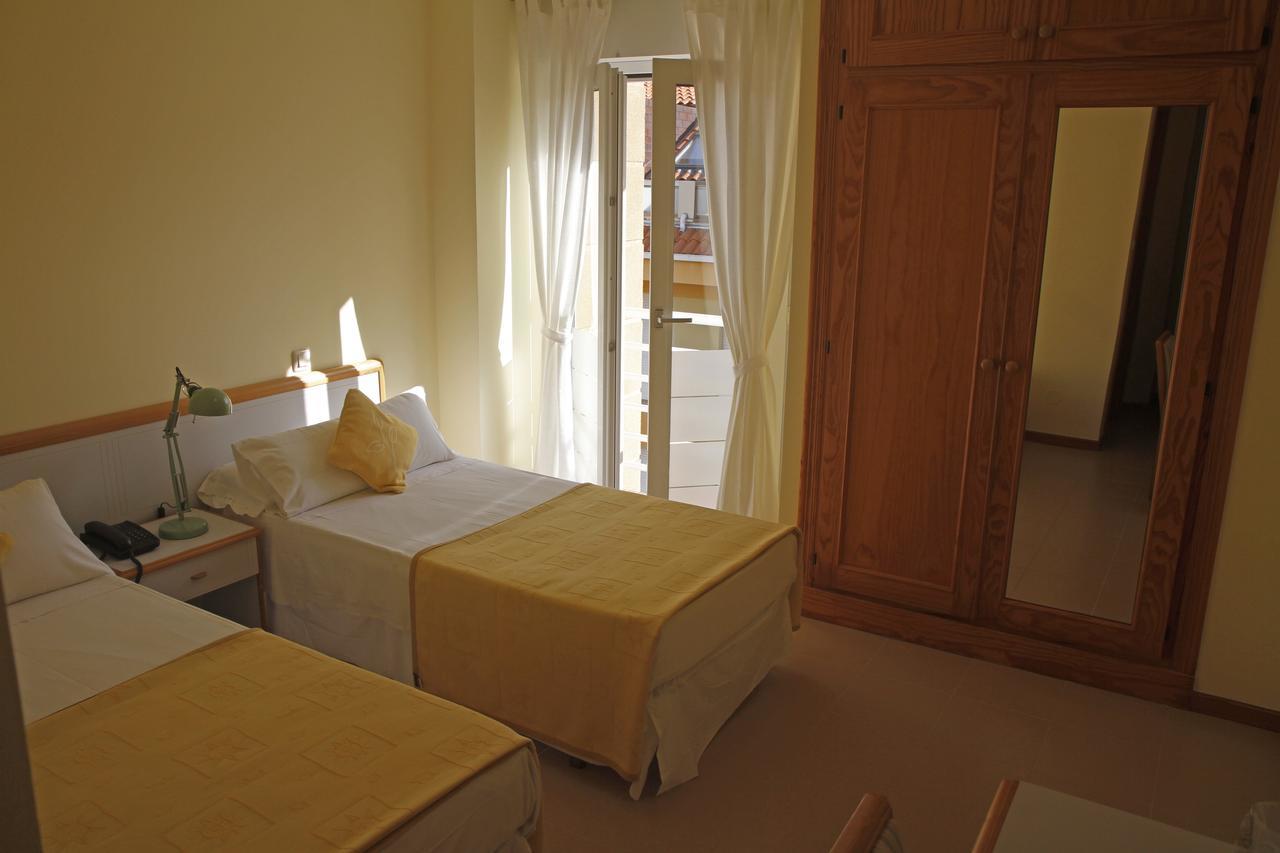 Standard Twin Room,974940373:JPEG